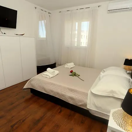 Apartment Bayset Trogir