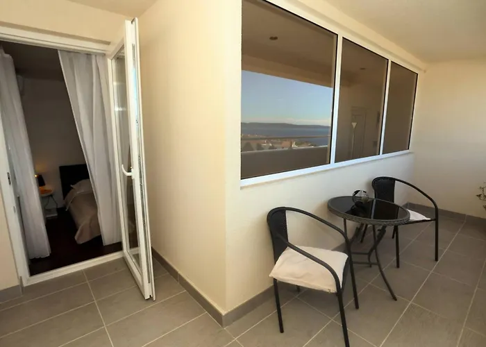 Bayset * 特罗吉尔